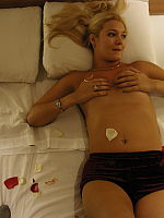 Photo 6, Sexy Amateur Housewife