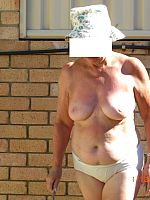 Photo 1, Old Naughty Milf