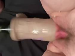 5 min - Vagina stretching fat toy