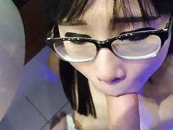 10 min - Submissive asian teenager gag