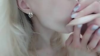 slim girl rubbing puffies