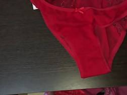 4 min - Shows panties