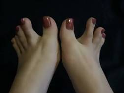 Barefoot Asian Girl Porn - Feeteenset