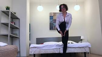 slut eats sperm nylon