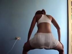 3 min - Dancing butt