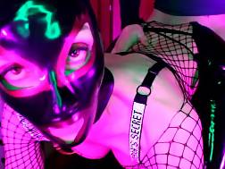 16 min - Latex blowjob mask mamma