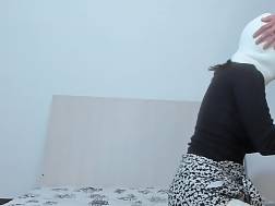 4 min - Gag sucks spit