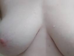 5 min - Shower caresses titties