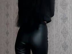 10 min - Wife leather clothes exposing