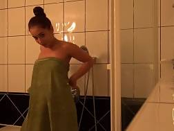 8 min - Young shower