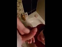 7 min - Suck bathroom