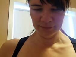 4 min - Boobed unshaved mom playing