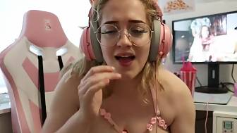 gamer chick
