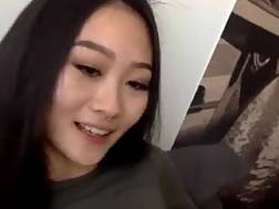 32 min - Skinny oriental livecam show