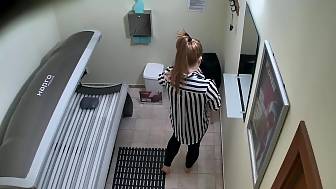 young teen playing twat