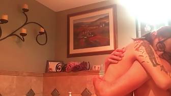 tattoed babe fucks bath