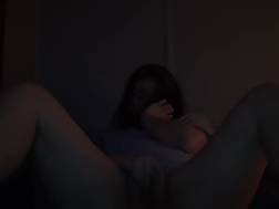 5 min - Chubby teenager playing pussy