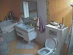 8 min - Wife toilet