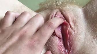 20 minutes fingering clitoris