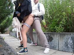 3 min - Interracial couple penetrates public