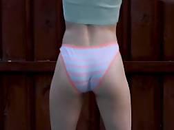 9 min - Bikini panties